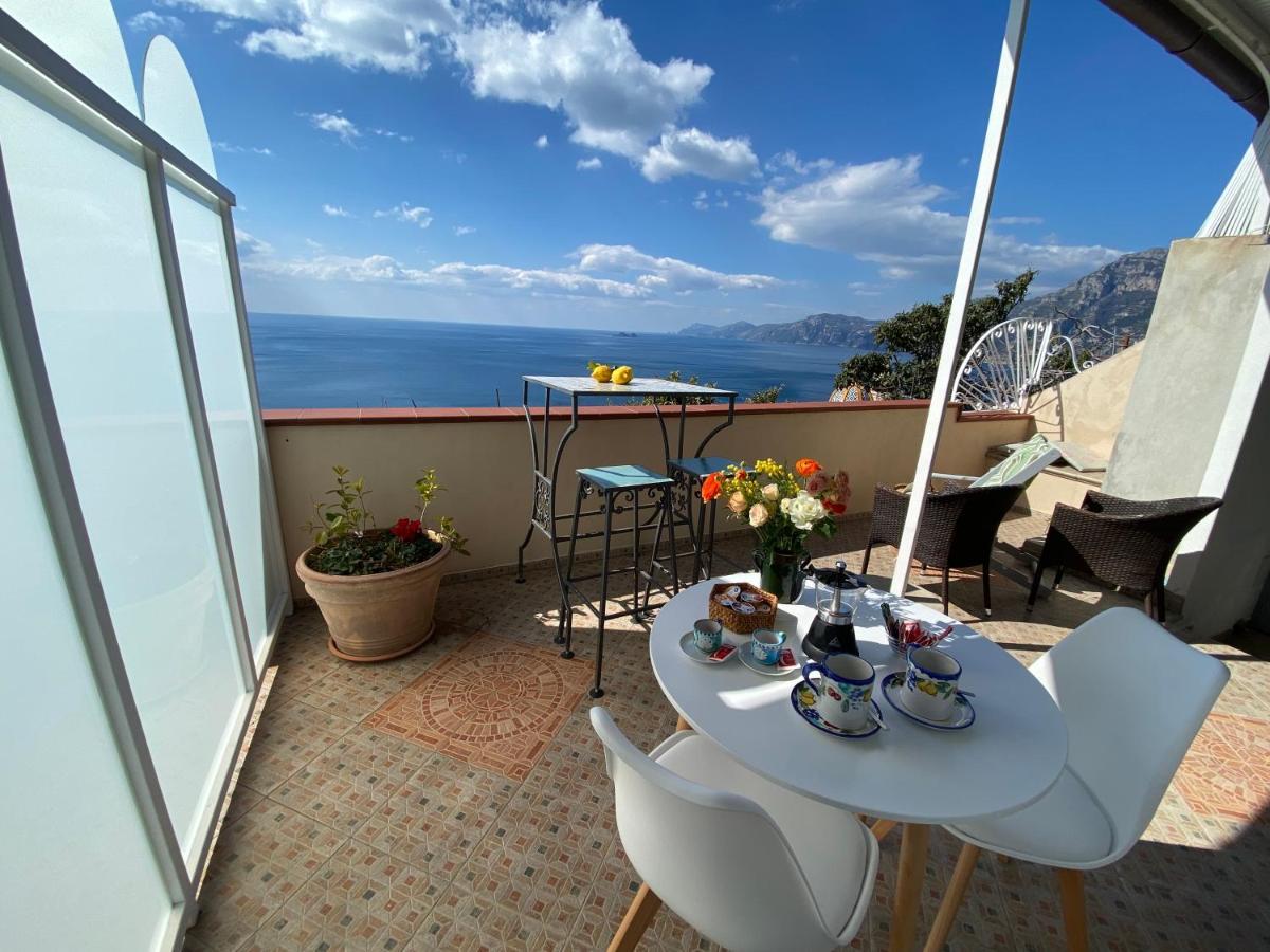 Appartamento Il Profumo dei Fiori Praiano Esterno foto